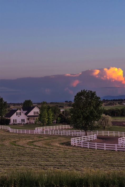 Northern Colorado Life is mostly agricultural. Whatever image that brings to mind, let me change that for you. Almost every evening looks like this. via @kevinwenning Colorado Homestead, Colorado Small Town Aesthetic, Colorado Farming, Highlands Ranch Colorado, Woodland Park Colorado, Rural Life, Colorado, Bring It On, Photographer