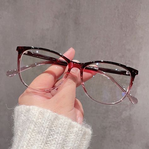 Featured with gradient colored design, this #Landon frame can catch the sight at the first sight in the crowd. Available in blue, red, black and translucent color. Eye Sight Glasses Frames, Stylish Glasses For Women, Large Frame Glasses, Classy Glasses, Glasses Inspiration, Red Glasses, Fashion Eye Glasses, Round Glasses, Prescription Glasses Online