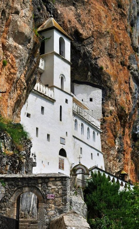 Serbian Aesthetic, Hilandar Monastery, Serbian Monastery, Jeronimos Monastery, Decani Monastery, Montserrat Monastery, Montenegro Travel, Church Aesthetic, Ostrog Monastery