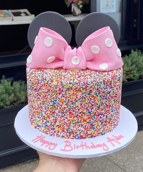 Small Minnie Mouse Cake, Minnie Mouse Cake Design, Mini Mouse Birthday Cake, Vanilla Butter Cake, Birthday Cake Cupcakes, Minnie Mouse Cookies, Minnie Mouse Birthday Party Decorations, Minnie Mouse Birthday Decorations, Vanilla Pod