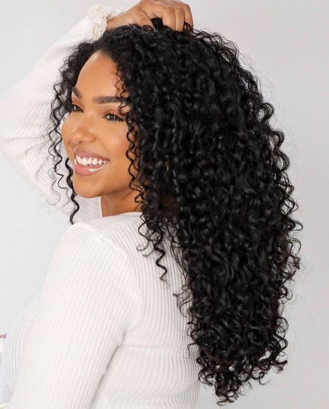 3c Long Curly Hair, Long Curly Layers, Locks Braids, Curly Coily Hair, Long Natural Curly Hair, Curly Layers, 3c Hair, Curly Hair Inspo, Curly Hair Hairstyles