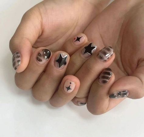 Grunge Nails Short, Short Emo Nails, Retro Nails, Hippie Nails, Punk Nails, Grunge Nails, Blush Nails, Pretty Gel Nails, Nails Only