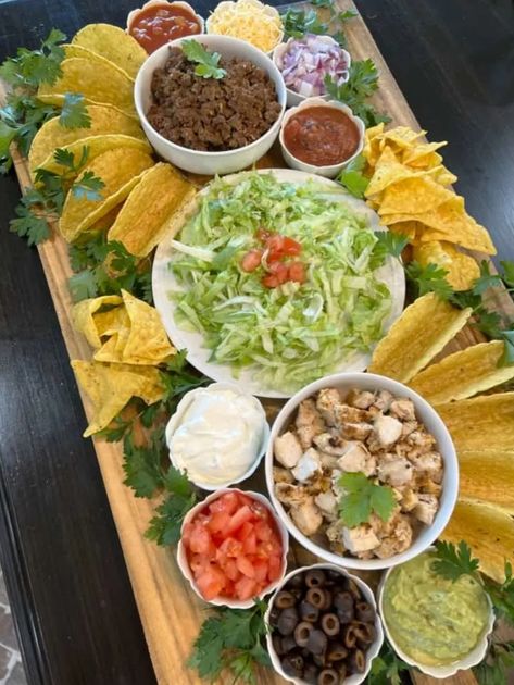 Taco Charcuterie, Mexican Thanksgiving, Mexican Dinner Party, Taco Bar Party, Taco Dinner, Pulled Pork Tacos, Peach Salsa, Mexican Dinner, Charcuterie Inspiration