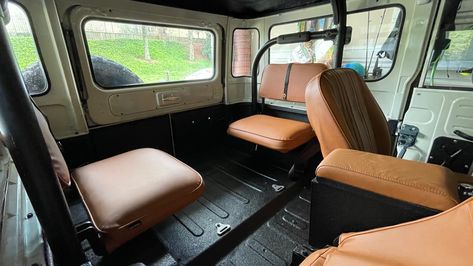 Jump Seats, Classy Cars, Arm Rest, Land Cruiser, Cognac, The Black, Car Seats, Jeep, Period