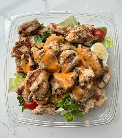 My Plate: Chick-fil-A Cobb Salad - Mix & Match Mama Chick Fil A Salad, My Plate, Fast Healthy Meals, Best Shakes, Buffalo Sauce, Quick Lunches, Chick Fil A, Delicious Salads, Healthy Foods