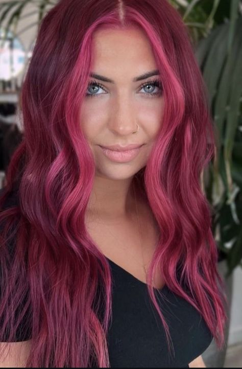 Burgundy And Magenta Hair, Pink Dark Brown Hair, Cherry Red And Pink Hair, Magenta Hair Balayage, Deep Magenta Hair, Magenta Hair Aesthetic, Pink Split Dyed Hair, Dark Red And Pink Hair, Maroon And Pink Hair