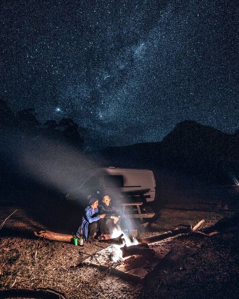 VANLIFE🌏TRAVEL🌴 on Instagram: “When you're out in outback Australia on a clear night you can see the whole galaxy ☄🌠 Newnes Campground is surrounded by beautiful…��” Camping Australia, Vanlife Travel, Australia Outback, Cozy Camping, Outback Australia, Australia Travel, Van Life, Kayaking, The Whole