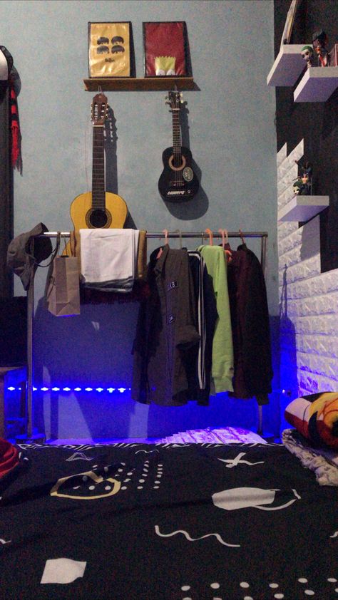 Black Mask Aesthetic, Tiny Bedroom Design, Mens Bedroom Decor, Home Music Rooms, Naruto Wallpaper Iphone, Cute Love Photos, Crazy Wallpaper, Mens Bedroom, Man Room