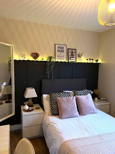 Black Panelling Bedroom Ideas, Black Panel Wall Bedroom, Black Bedroom Panelling Wall, Black Bedroom Panelling, Bedroom Black Panelling Wall, Black Wall Paneling Bedroom, Green Panelling Behind Bed, Black Paneling Bedroom, Green And Grey Panelling Bedroom