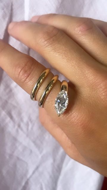 Arielle Ratner on Instagram: "This flawless 2.36 carat Serpent ring is on the way to his new home half way around the 🌎. #arielleratner" Arielle Ratner Ring, Arielle Ratner Engagement Ring, Arielle Ratner, Capri Wedding, Nice Hands, Unique Gold Jewelry Designs, Serpent Ring, Cute Engagement Rings, Oval Cut Engagement Ring