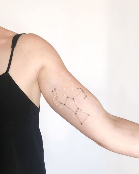 Orion Constellation Tattoo, Tattoo White Ink, Orion Tattoo, Star Constellation Tattoo, Tea Tattoo, Tattoo White, Orion Constellation, Constellation Tattoo, Star Tattoo Designs