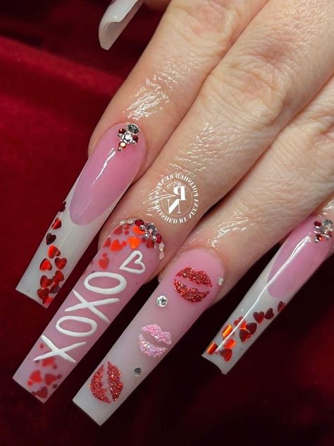 long acrylic valentines day nails Xoxo Nails, February Nails, Valentine Nail Art, Nude Nail Designs, Nail Designs Valentines, Sassy Nails, Diamond Nails, Long Square Acrylic Nails, Pink Acrylic Nails