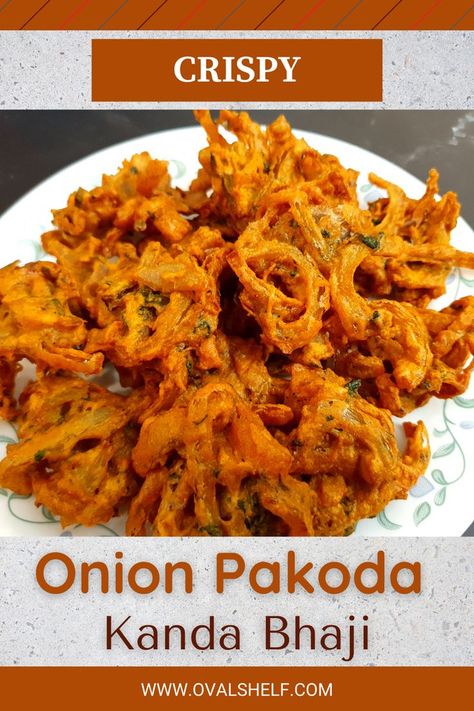 What’s a better treat then having hot, crispy kanda bhaji / onion pakoda and a cup of tea when rain is pouring outside and you just want to spend your lazy afternoon indoors! These super tasty Indian Onion Fritters are famous and most loved tea time snack all across India. These Onion Pakode are made by coating sliced onions with gram flour and some spices and deep frying in oil till crisp and golden brown. Check out this easy recipe of how to make really crispy onion pakora at home. Onion Bhaji Recipes, Kanda Bhaji, Onion Pakora, Onion Pakoda, Onion Fritters, Onion Bhaji, Maharashtrian Recipes, Bhaji Recipe, Gram Flour