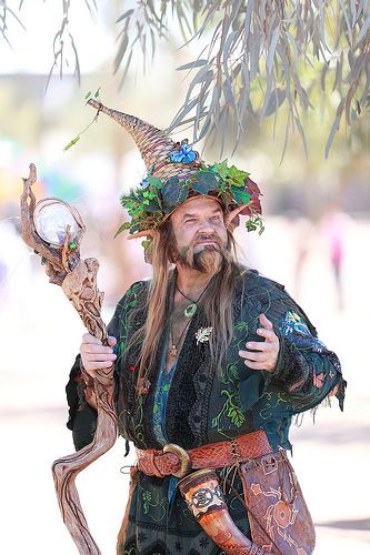 Parry The Forest King 2014 Arizona Renaissance Festival (ARF) | Flickr - Photo Sharing! Forest Wizard Costume, Mens Fantasy Costume, Diy Garden Fairy, Rein Fair, Renfest Costume, Woodland Outfit, Fairy Costume Ideas, Forest King, Garden Fairy Costume