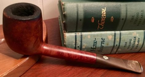 Vintage BBB Own Make Virgin 607 Billiard Pipe | Collectible Estate Pipe | Smoker's Pipe | Tobacciana | Smoking Supply https://etsy.me/2DEsqNV #brown #black #billiardpipe #collectiblepipe #liverpool #billiard #london #estatepipe #pipedisplay Estate Pipes, Wooden Pipe, Cocktail Glassware, Black Rims, Vintage Glassware, Wash Basin, Billiards, Liverpool, London