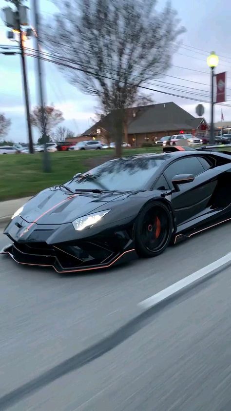 Luxury Car Videos Aesthetic, Lamborghini Video, Auto Videos, Car Racing Video, Sports Cars Lamborghini, Dream Cars Bmw, Super Fast Cars, Top Luxury Cars, Lamborghini Cars