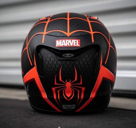 Spiderman Helmet, Hjc Helmet, Bike Helmet Design, Spiderman Stuff, Motorbike Gear, Hjc Helmets, Motorcycle Helmet Design, Spiderman Miles, Shell Structure