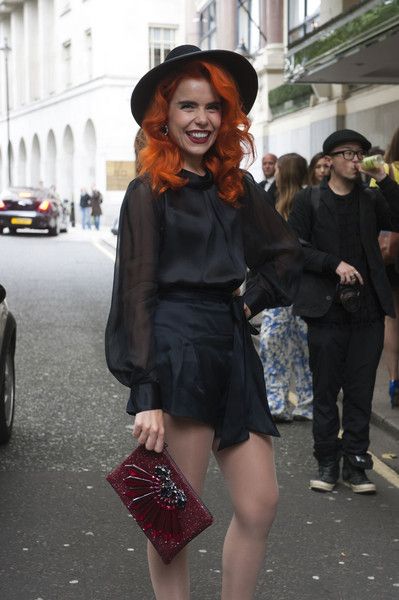 Paloma Faith Style, Irina Lazareanu, Pastel Witch, Tavi Gevinson, British Girl, Jenny Cipoletti, Famous Females, Paloma Faith, Glitter Clutch