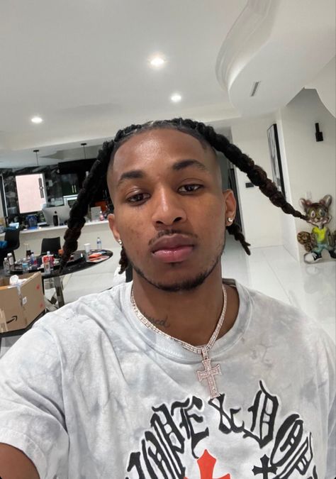 Dreadlock Hairstyles For Men, Dreadlock Hairstyles, My Crush, Spotify Song, Mens Hairstyles, Instagram Story, Musician, Hip Hop, Hair Cuts