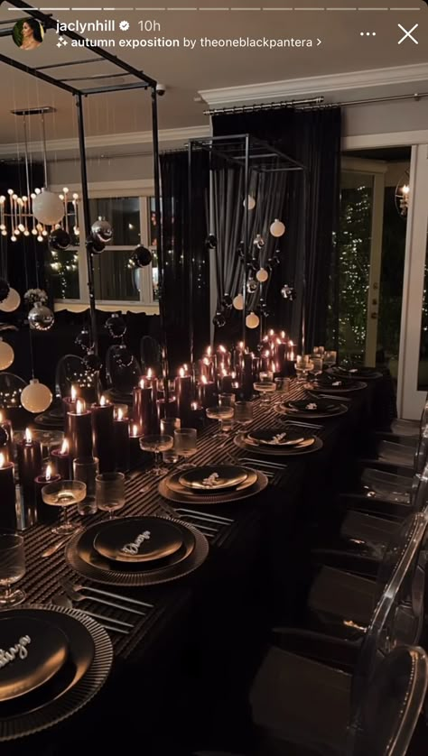 24th Birthday Dinner Ideas, Men Elegant Birthday Party, 30 Birthday Table Decoration, Classy Party Ideas Birthday, Men’s Birthday Dinner Decor, Black And Silver Birthday Dinner Party, All Black Affair Party Decorations, Black Sparkle Party Theme, House Party 30th Birthday