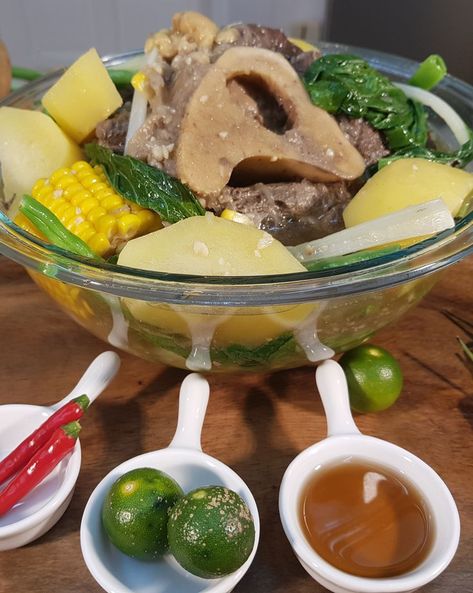 Bulalo Recipe, Beef Shank Soup, Bone Marrow Soup, Marrow Soup, Filipino Food Recipes, Beef Shank, My Favorite Food, Beef Bones, Filipino Food