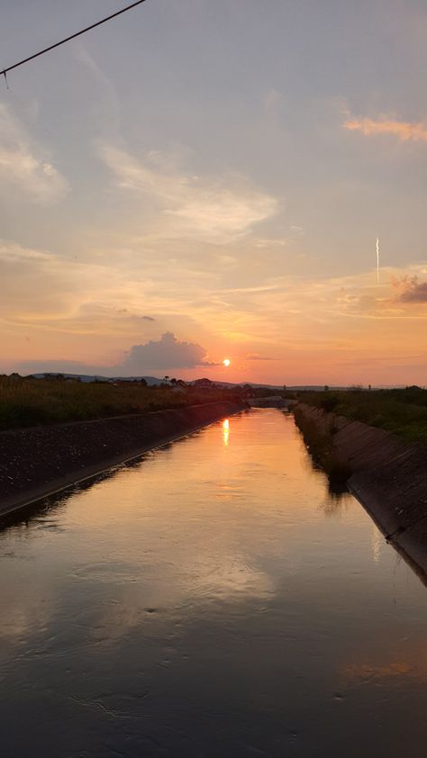 Canal River in Village Village Snapchat Story, River Snap, Village Snap, Village River, Godavari River, River Photography, Indian River, Couple Selfies, Cute Couple Selfies