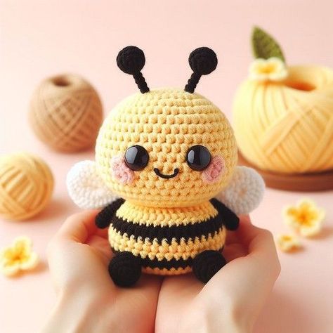 Amigurumi Free Pattern Bee, Crochet Amigurumi Bee, Crochet Bee Amigurumi, Crochet Butterfly Amigurumi, Amigurumi Crochet Animals, Free Crochet Bee Pattern, How To Crochet A Bee, Bee Crochet Patterns Free, Crochet Bee Pattern Free