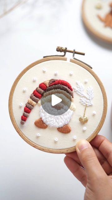 Christmas Embroidery Tutorial, Small Christmas Embroidery Patterns, Embroidery Baby Announcement, Gnome Embroidery Patterns, Simple Christmas Embroidery, Embroidery Gnome, Christmas Embroidery Patterns Free, Sew Christmas Ornaments, Free Christmas Embroidery Patterns