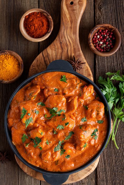 Chicken Tikka Curry, Chicken Butter Masala, Ayam Mentega, Tikka Masala Sauce, Low Fat Chicken, Butter Masala, Chicken Tikka Masala Recipes, Masala Sauce, Tikka Masala Recipe