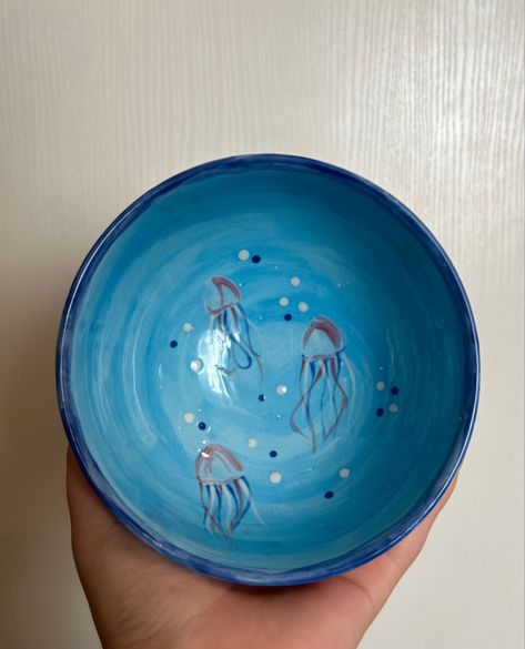 #ceramics #painting #aesthetic #ceramicartist #ocean #jellyfish #diydecorating #diy Ceramic Art Ocean, Jellyfish Pottery Painting, Ocean Pottery Painting, Ocean Themed Pottery, Ocean Ceramics Ideas, Jellyfish Things, Pottery Painting Bowl Ideas, Ocean Ceramics, Ocean Pottery