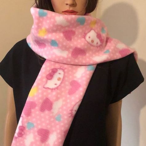 Cute Scarfs Aesthetic, Cute Kawaii Accessories, Dreamcore Accessories, Gyaru Accessories, Kawaiicore Fashion, Cool Objects, Funky Scarves, Accessories Hello Kitty, Scarf Colors