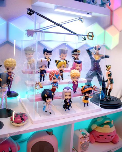 Anime Figure Display Ideas, Anime Figures Display, Nendoroid Display, Figure Collection Display, Anime Figures Collection Display, Anime Figure Display, Figurine Display, Figure Display, Apt Ideas