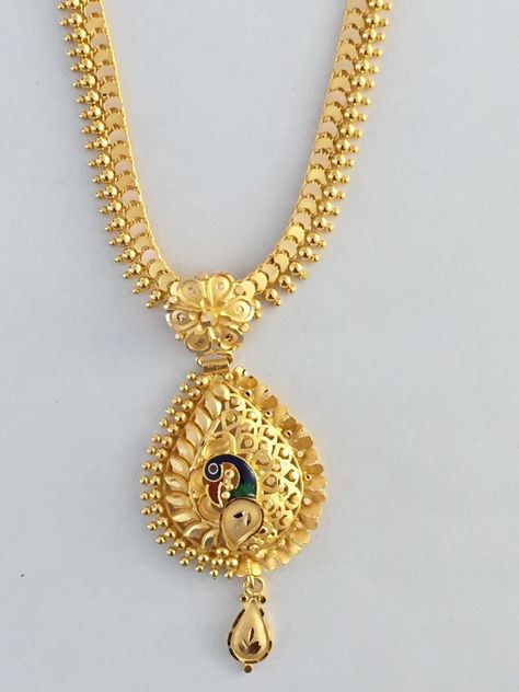 Aaram Design Gold, Pretty Gold Necklaces, Gold Neck Chain, Indian Gold Necklace Designs, Beaded Wedding Jewelry, Gold Jewelry Prom, Simple Necklace Designs, Delicate Gold Jewelry, Bride Jewelry Set