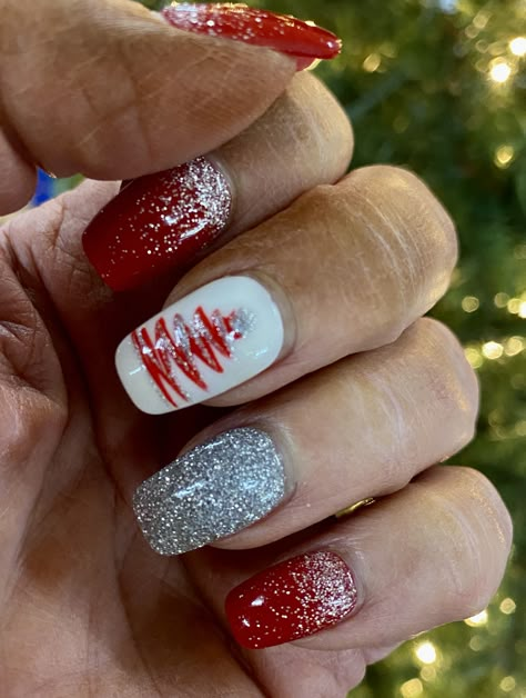 Tropical Christmas Vacation Nails, Christmas Vacation Nails, Cruise Nails, Nails Tattoo, December Nails, Beige Nails, Vacation Nails, Xmas Nails, Christmas Nail Designs