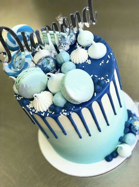 Pretty Blue Birthday Cakes, Blue Macaron Cake, Blue Birthday Cakes For Boys, Blue 18th Birthday Cake, Blue Bday Cake, Blue Drip Cake, Cake Designs For Boy, Macaroon Cake, Blue Birthday Cakes