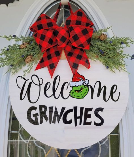 Grinch Round Door Sign, Front Door Signs Christmas, The Grinch Door Hanger, Front Door Signs Wooden Christmas, Grinch Christmas Door Hanger, Christmas Welcome Sign Front Door, Front Door Round Sign, Funny Christmas Door Hangers, Grinch Wooden Signs