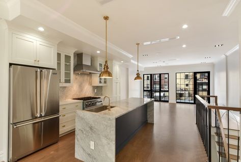 Brooklyn Townhome Complete Gut Renovation | Bushwick | Sweeten Townhome Kitchen, Chicago Condo, Kitchen Decor Trends, White Wall Paneling, Inset Cabinetry, Contemporary Style Kitchen, Toluca Lake, Kitchen New York, Family Room Kitchen