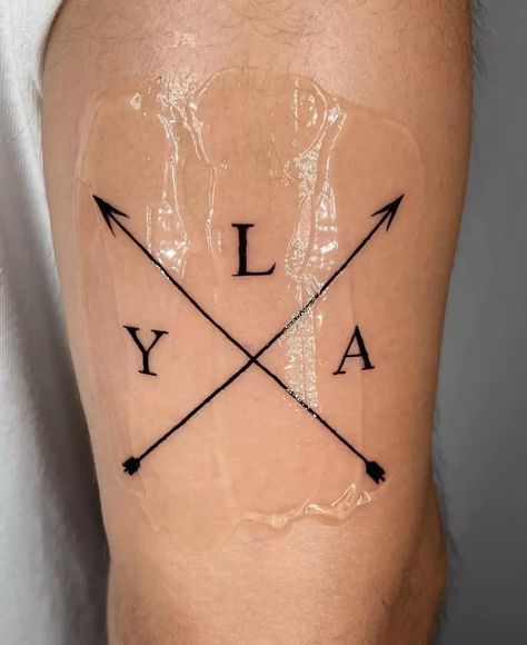 The Meanings Behind The Arrow Tattoo: A Growing Trend Arrow Tattoo Meaning, Feather Arrow Tattoo, Crossed Arrow Tattoos, Meaning Of Arrow Tattoo, Arrow Tattoos For Women, Arrow Tattoo Design, Elbow Tattoos, Arrow Tattoo, Arrow Tattoos