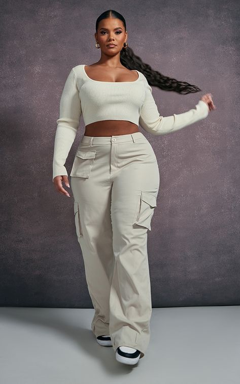 Cargo Outfit, Plus Size Baddie Outfits, Baddie Outfit, Dressy Casual Outfits, White Kicks, Look Plus Size, Cargo Pants Outfit, Casual Outfit Inspiration, Classy Casual Outfits