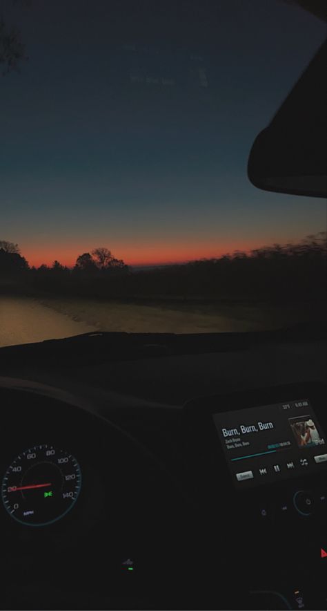 Chill Country Aesthetic, Late Night Summer Drives Aesthetic, Country Night Aesthetic, Country Music Aesthetic, Truck Aesthetic, Country Night, Driving Aesthetic, Gifts Board, Country Sunset