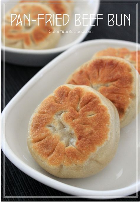 Have you ever tried these crispy juicy buns? They come packed with flavors and surprisingly soupy… The ground beef that I used in this recipe was provided by ButcherBox. The company offered me to try their products, therefore I received a generous box containing Asian Buns, Meat Bun, Beef Dumplings, Pan Fried Dumplings, Crepes And Waffles, Food Receipt, Asian Snacks, Fried Beef, Roast Beef Recipes