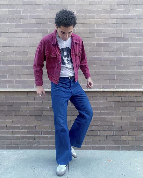 70s Flare Jeans Outfit, 60s Fashion Mens, Skater Outfits Men, 70s Male Fashion, Flare Jeans Outfit Aesthetic, 70s Style Men, Outfits 70s Style, Outfit Aesthetic Men, 70s Outfits Aesthetic