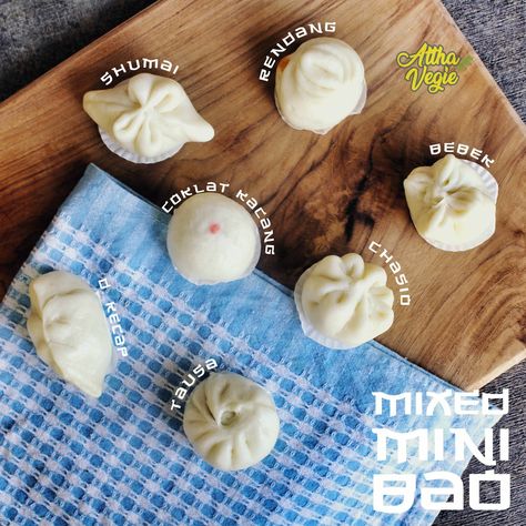 Bao Plating, Flamingo Reference, Steamed Bao Buns, Roti Bakar, Bao Buns, Food Branding, Steamed Buns, Cute Desserts, Yummy Food Dessert