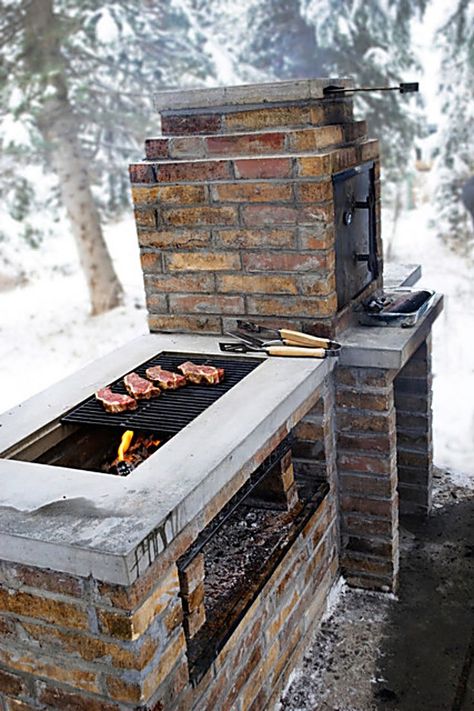 Combination Grill Smokers - Get all your supplies met with just one simple click to visit. Take Action NOW! Brick Grill, Brick Bbq, Outdoor Bbq Grill, Diy Grill, Outdoor Kitchen Countertops, Backyard Grilling, Outdoor Kitchen Design Layout, Bbq Pit, Backyard Diy Projects