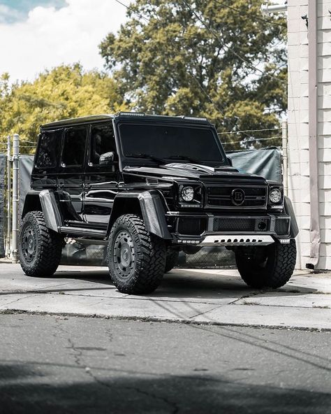 #mercedes #mercedesbenz #benz #amg #blacklove #offroad #offroader #thebestornothing Mercedes 4x4, Mercedes Jeep, Mercedes Brabus, Mercedes G Wagon, Mercedes Benz Trucks, Benz G Class, Mercedes Benz G Class, Benz G, Mercedes Benz Cars