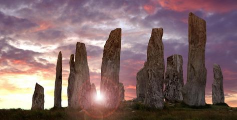 From Skara Brae to ancient burial cairns and historic standing stones, discover our travel guide to the most incredible must-visit Neolithic sites in Scotland. Scotland Wallpaper, Standing Stones, Standing Stone, Outer Hebrides, Diana Gabaldon, Historical Landmarks, Ancient Ruins, Scotland Travel, Amazing Destinations