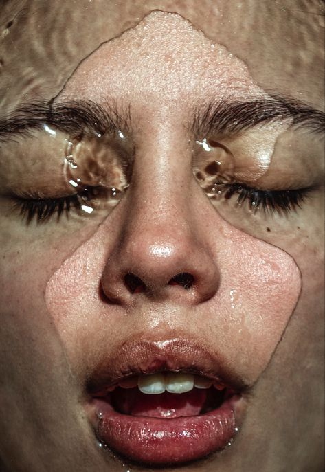 Water Face Photography, Face Emerging From Water, Face Submerged In Water, Water On Face Photography, Face In Water Drawing, Face In Water Photography, Face Coming Out Of Water, Aesthetic People Photography, Human Form Photography