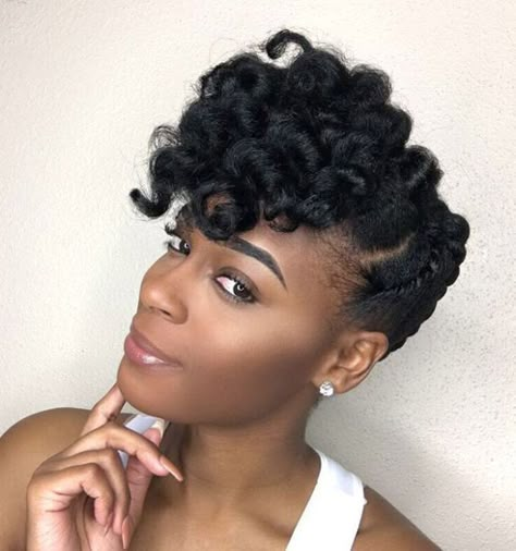 Natural Hair Updo With Twists And Curls - use when sleeping to avoid crushing the curls Flat Twist Out, Flat Twist Updo, Natural Hairstyles For Black Women, Twisted Hair, Natural African American Hairstyles, Protective Hairstyles For Natural Hair, Twisted Updo, Natural Hair Updo, Twist Out