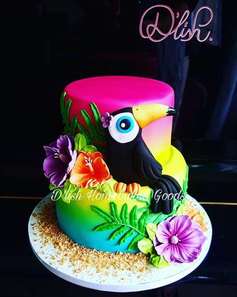 Toucan Cake Ideas, Toucan Party Ideas, Toucan Birthday Cake, Twocan Birthday Party, Toucan Birthday Party, Tropical Flower Cake, Tropic Cake, Tropical Cake Ideas, Tropical Party Cake