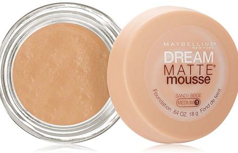 Maybelline Dream Matte Mousse Foundation Review Dream Matte Mousse, Maybelline Dream Matte Mousse, About Face Makeup, Mousse Foundation, Best Foundation Makeup, Maybelline Foundation, New York Dream, Maybelline Concealer, Maybelline Superstay